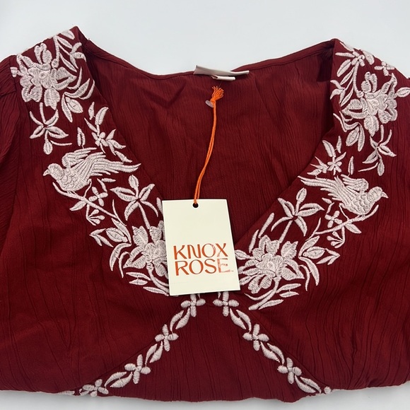 Knox Rose Embroidered Blouse - Picture 3 of 6